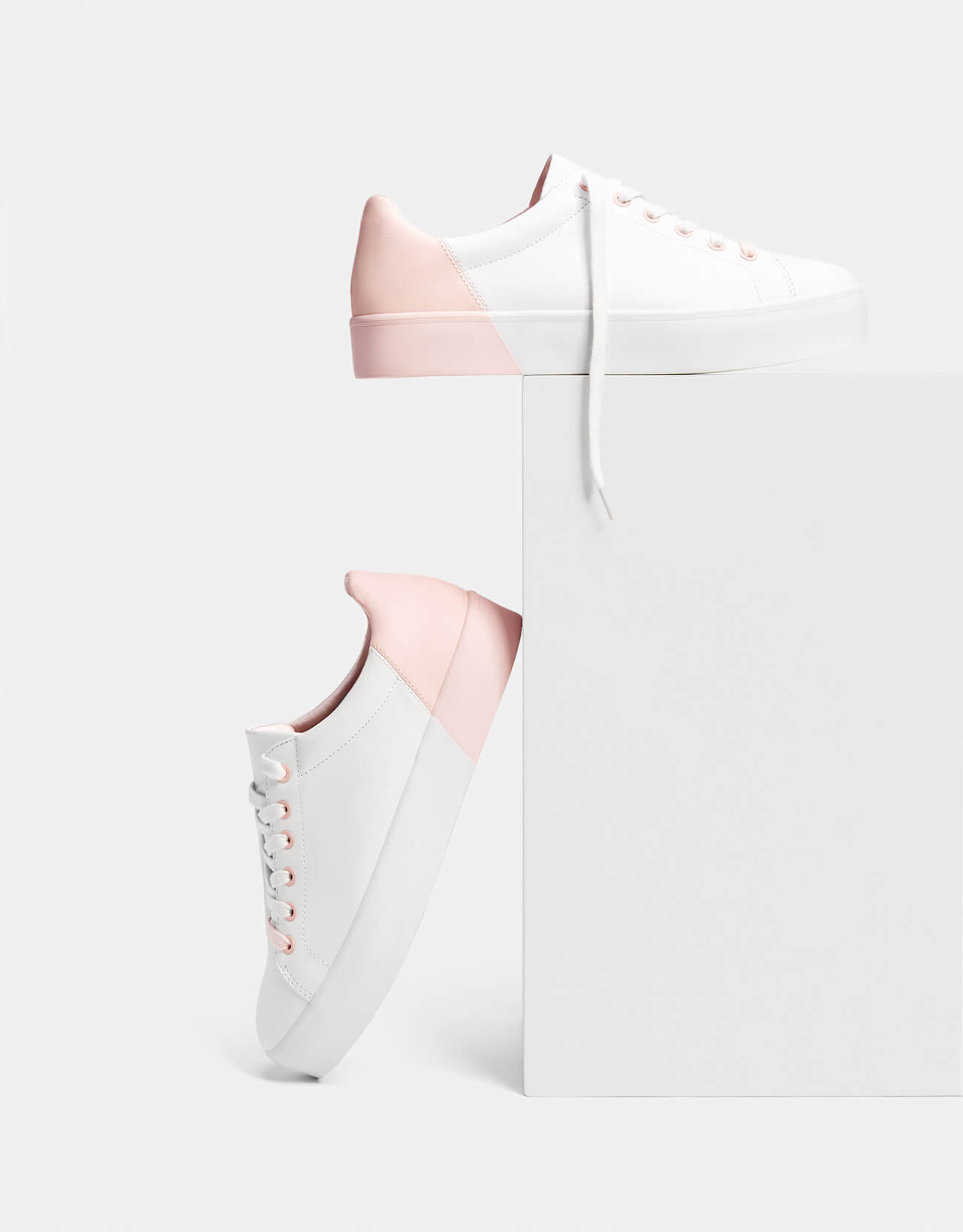Trainers with heel detail - Imagen 8
