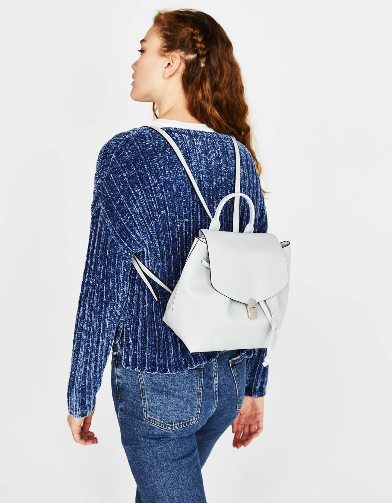 Backpack with metal fastener - Imagen 2